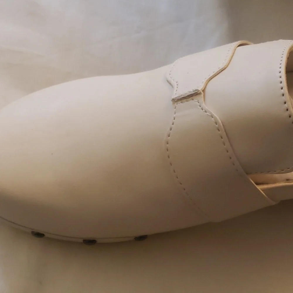 Clogs by MIA - Picture 4 of 5